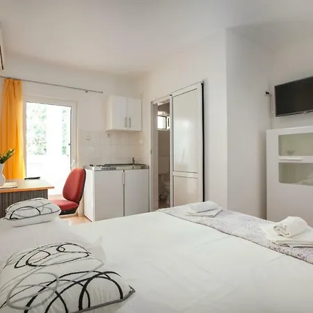 Klara Apartman Makarska