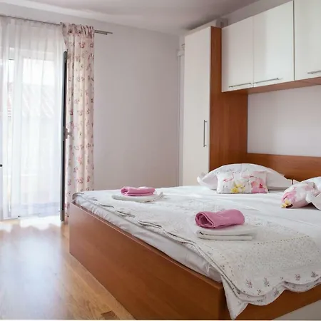Apartment Klara